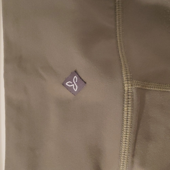 PrAnaPillar Capri Rye Green Leggings - Picture 3 of 9